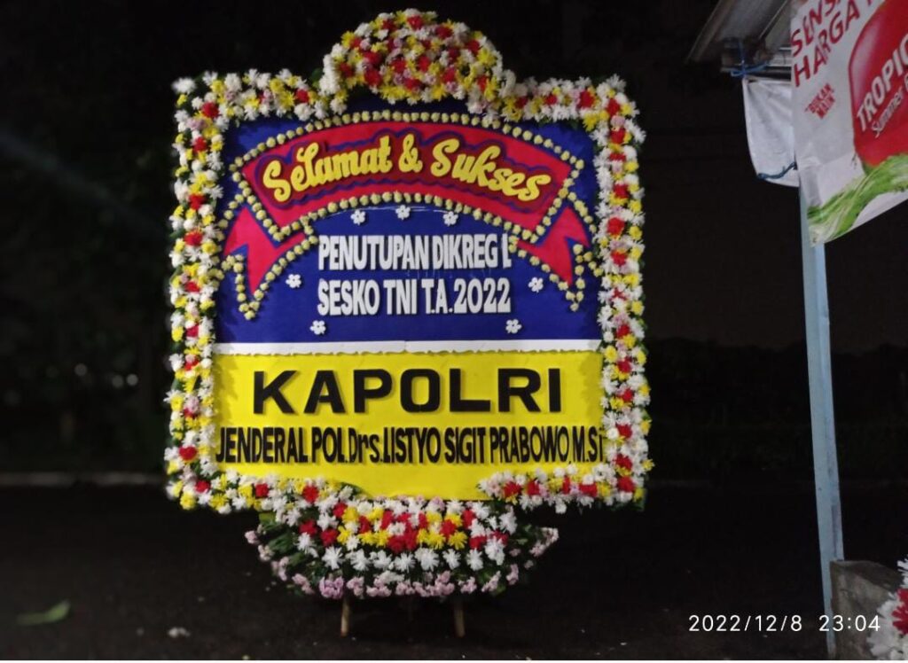 bunga papan sukses